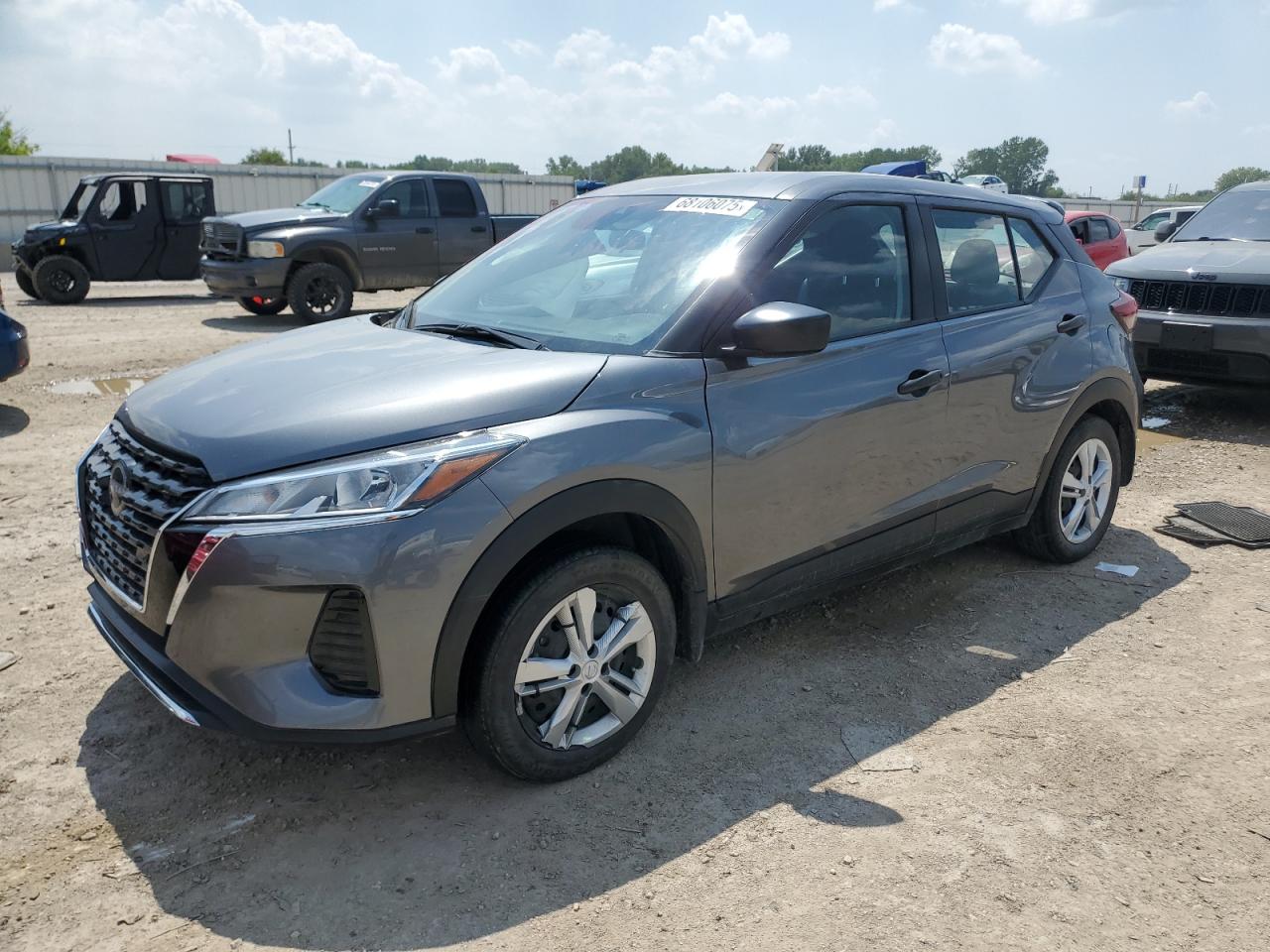 NISSAN KICKS 2023