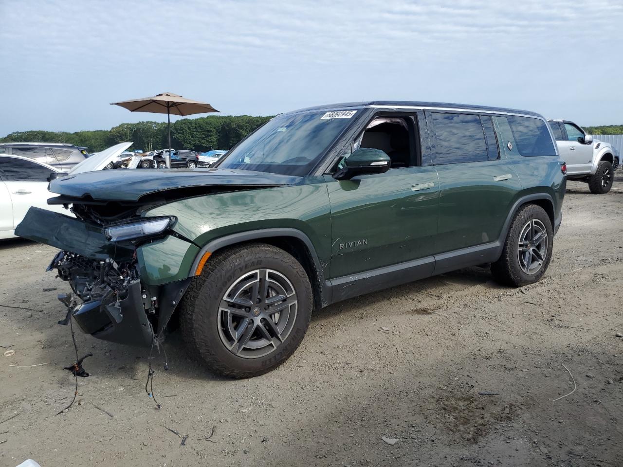 RIVIAN R1S ADVENT 2025