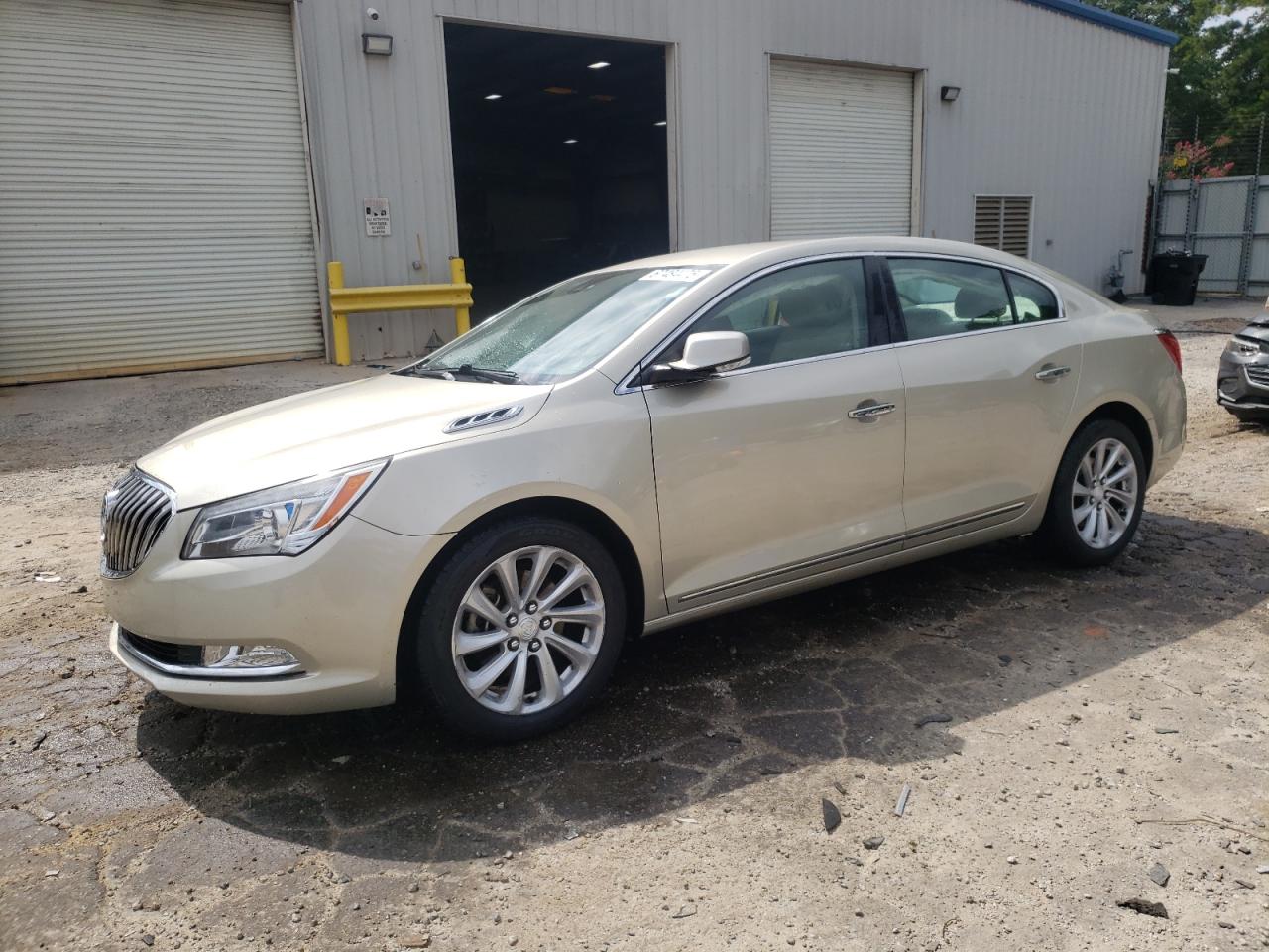 BUICK LACROSSE 2016