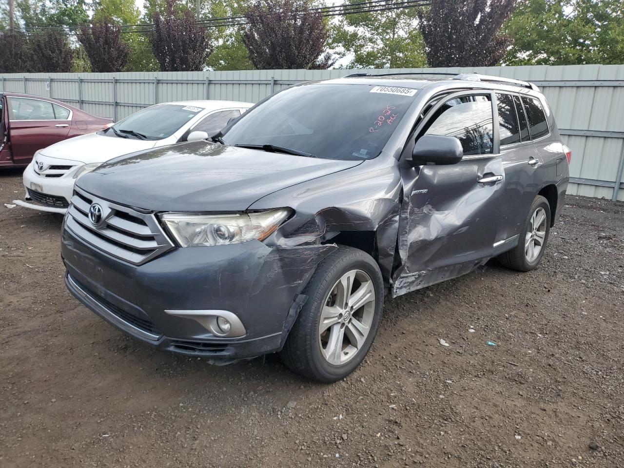 TOYOTA HIGHLANDER 2013