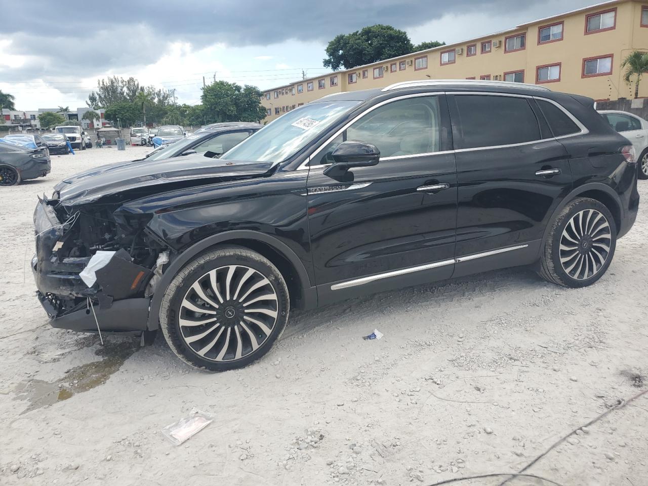 LINCOLN NAUTILUS B 2020