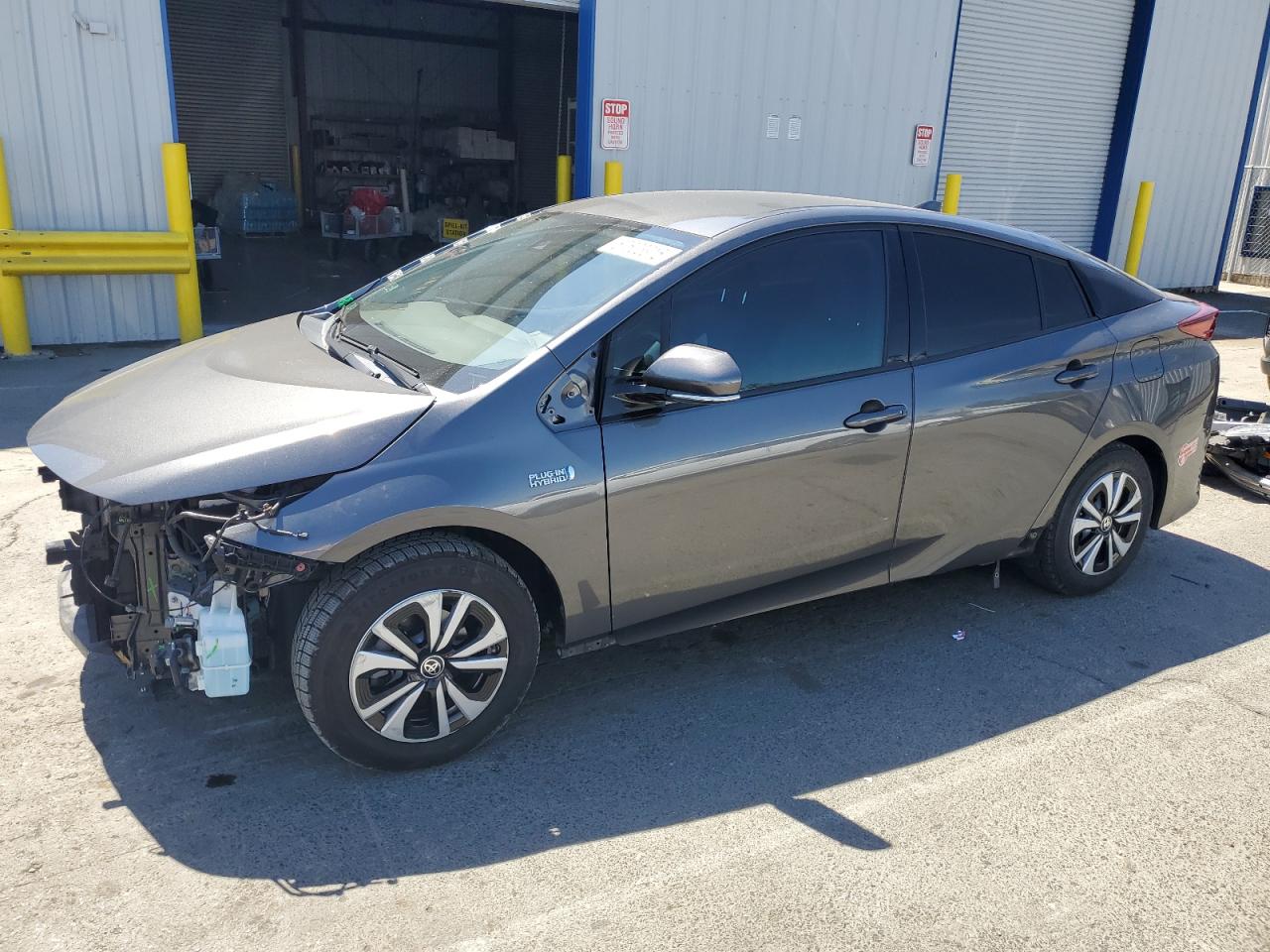 TOYOTA PRIUS PRIME 2017