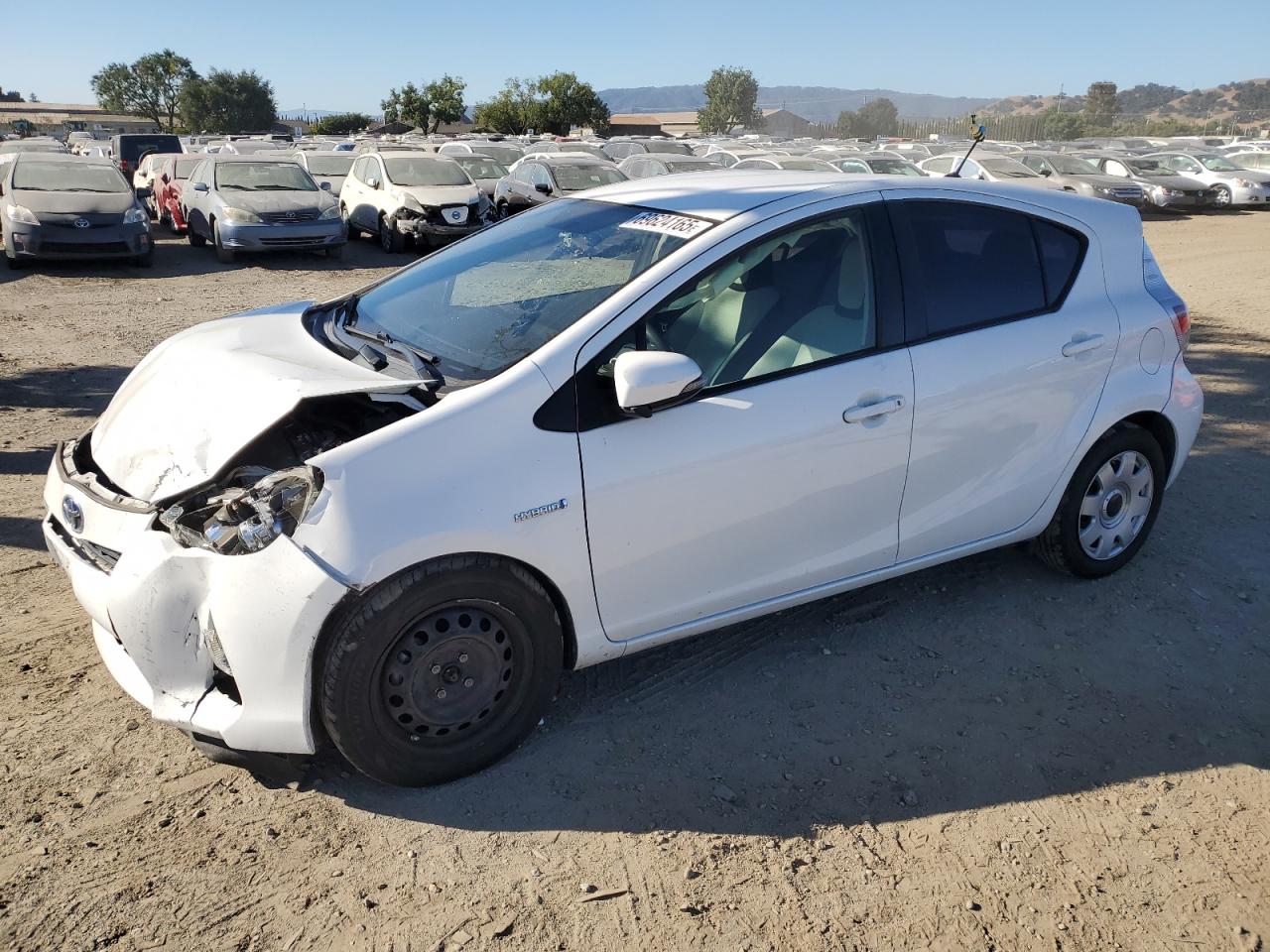 TOYOTA PRIUS C 2013