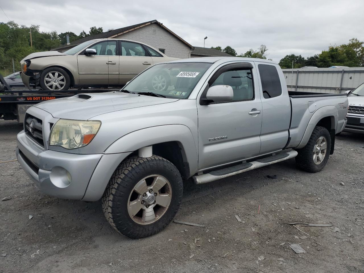 TOYOTA TACOMA ACC 2006