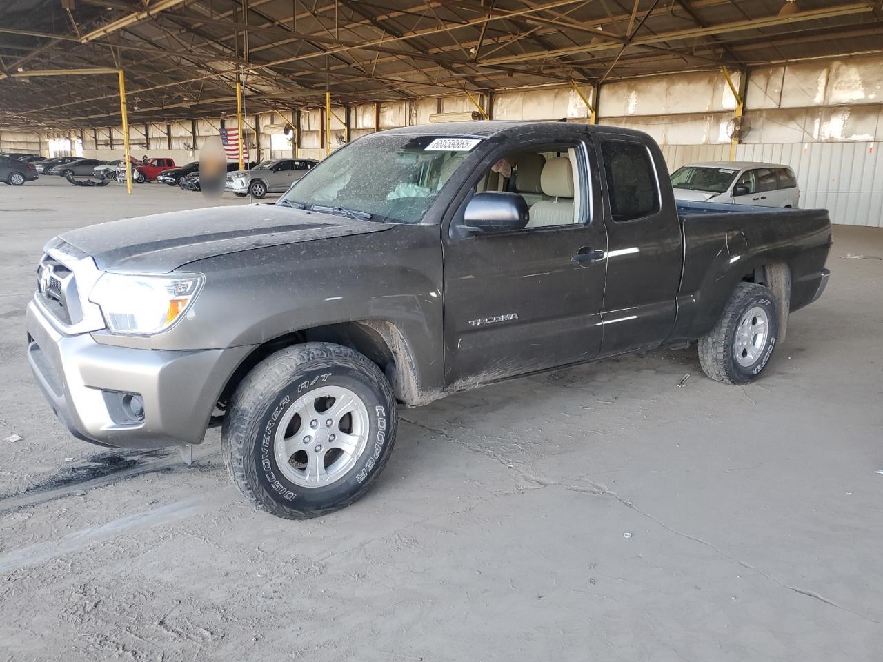 TOYOTA TACOMA 2015