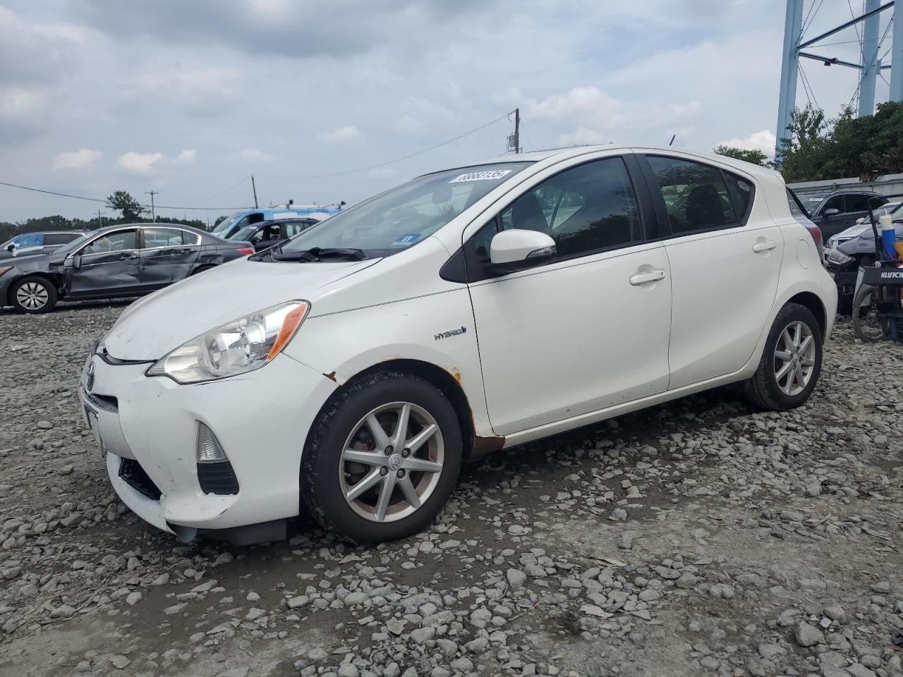 TOYOTA PRIUS C 2014