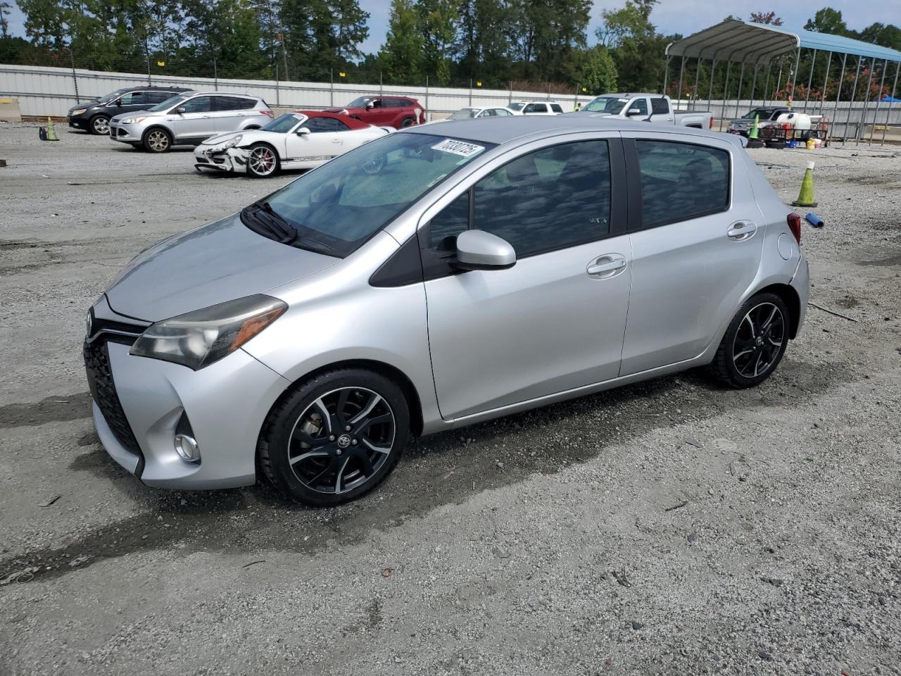 TOYOTA YARIS 2015