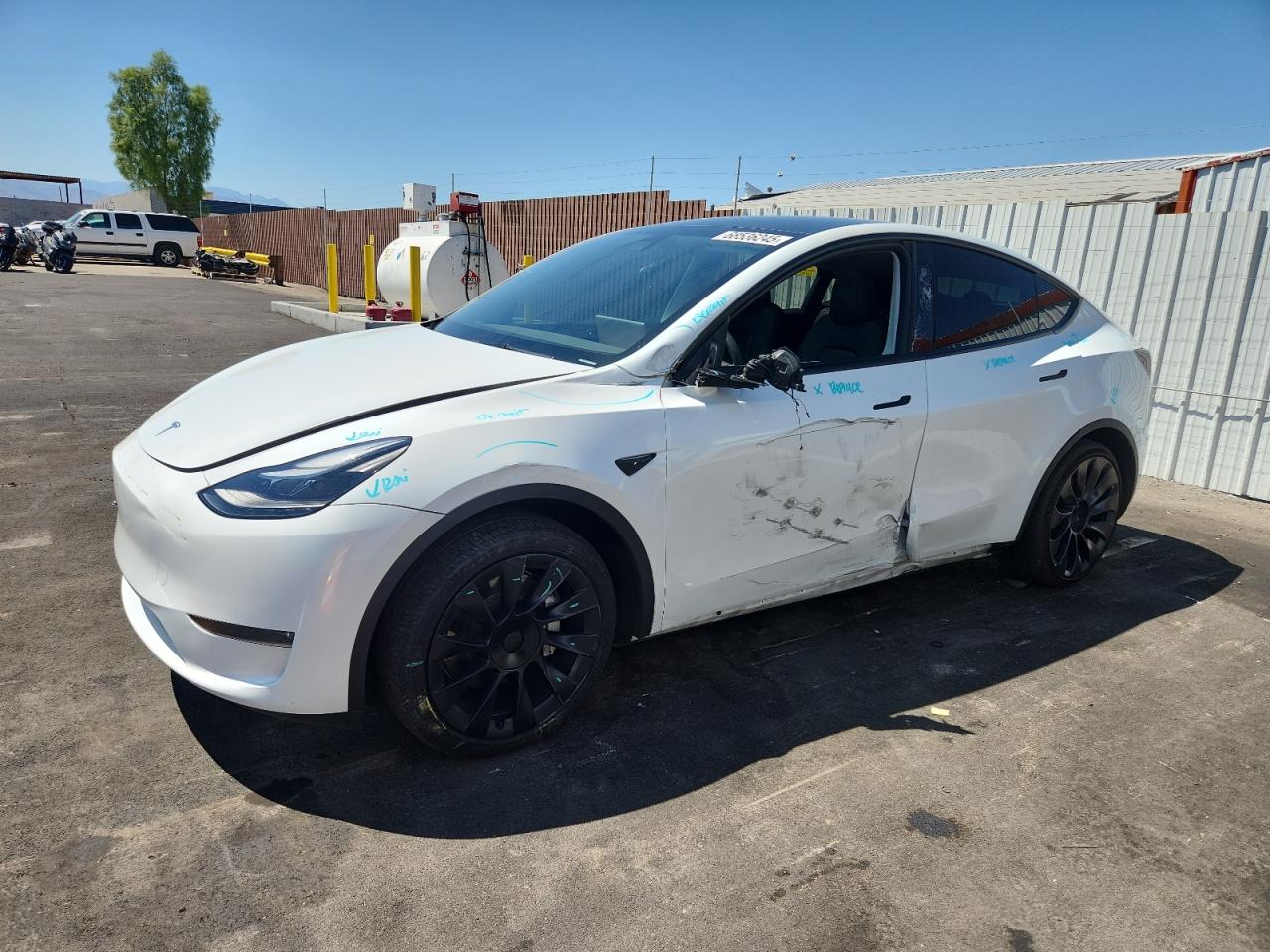 TESLA MODEL Y 2024