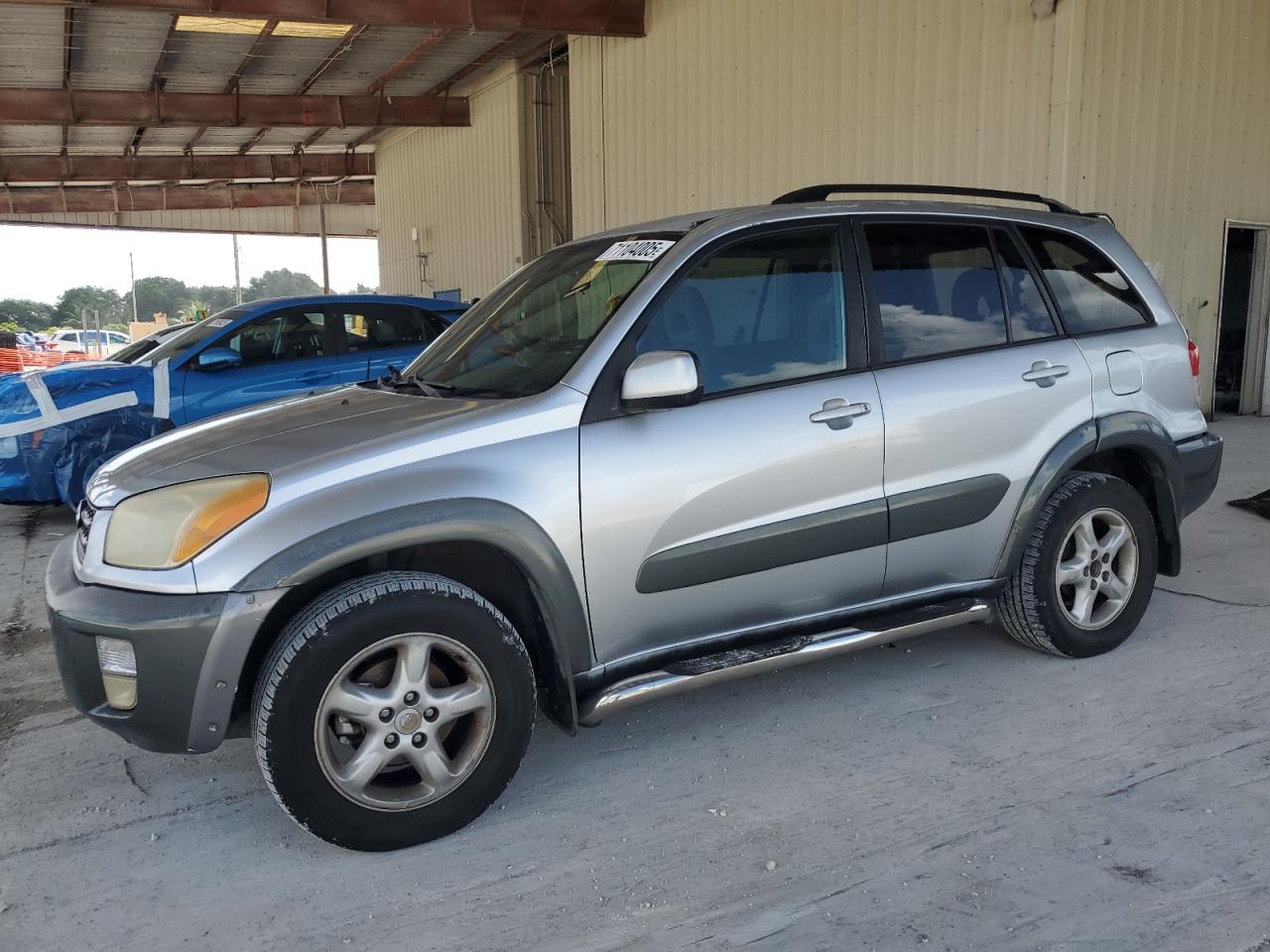 TOYOTA RAV4 2001