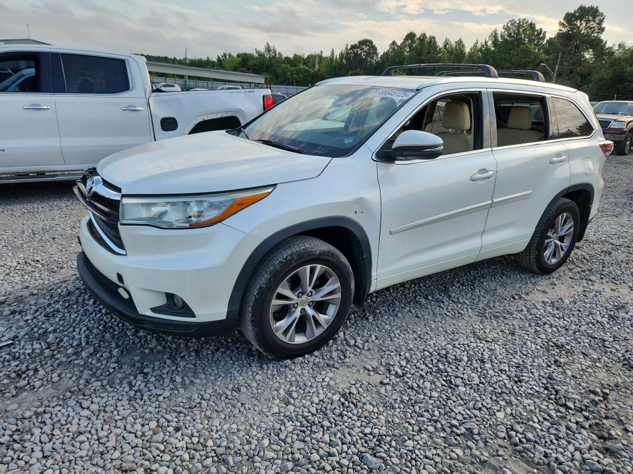 TOYOTA HIGHLANDER 2015