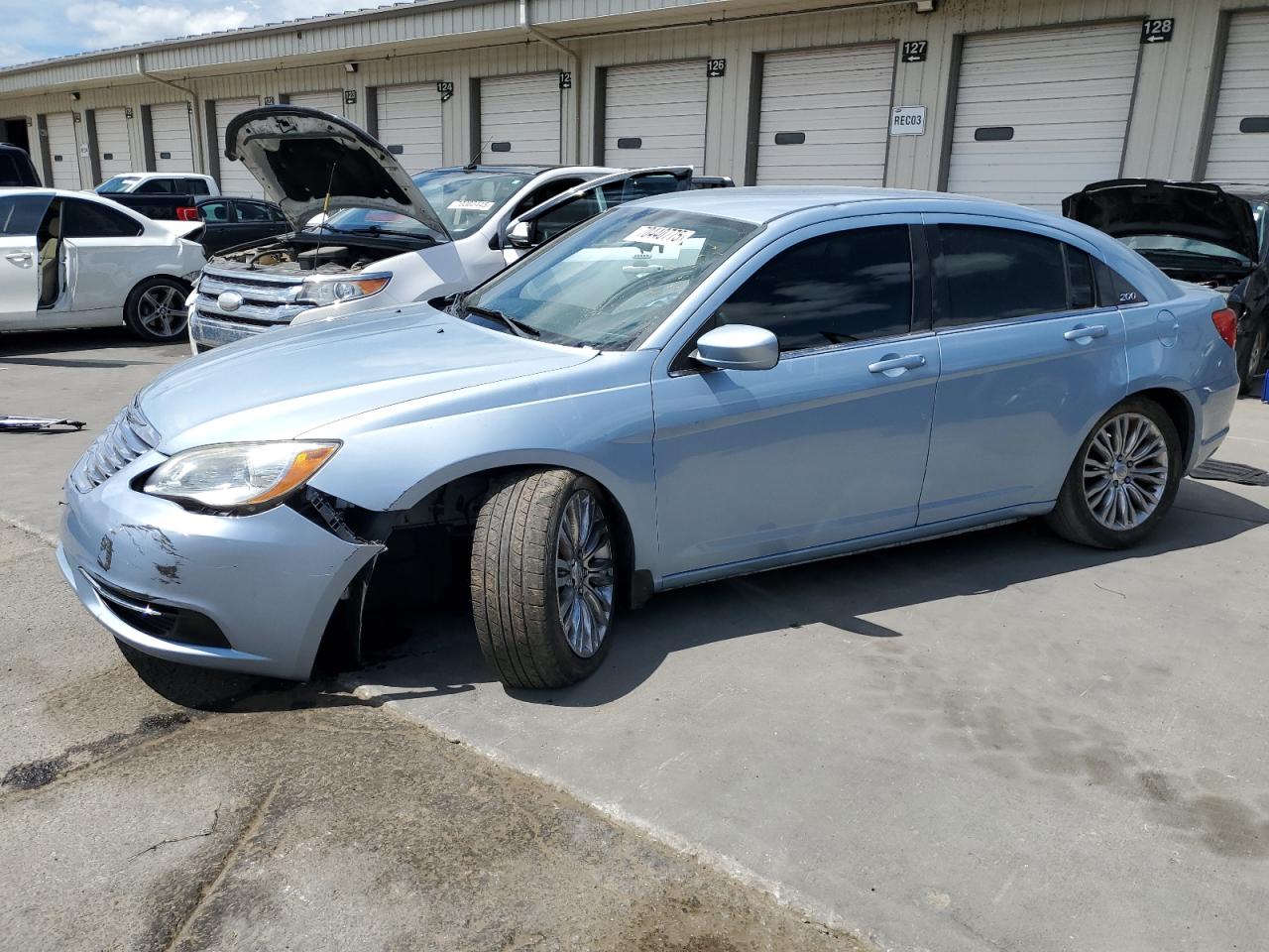 CHRYSLER 200 LX 2012