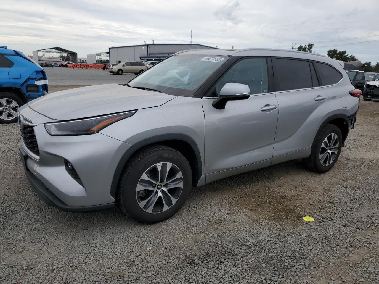 TOYOTA HIGHLANDER HYBRID XLE 2023