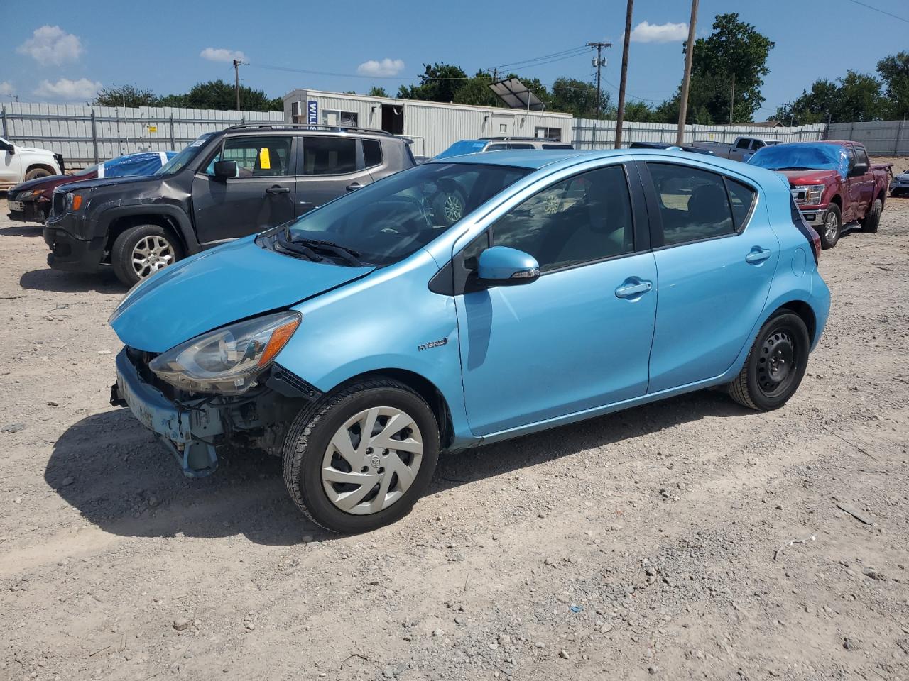 TOYOTA PRIUS C 2015