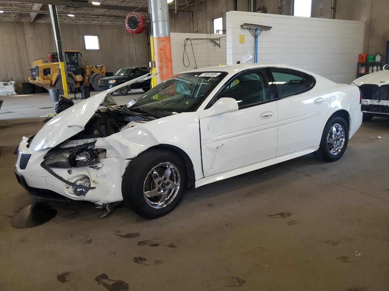 PONTIAC GRAND PRIX 2004