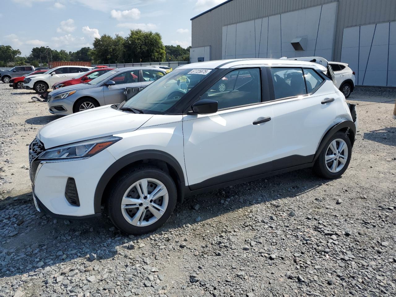 NISSAN KICKS S 2024