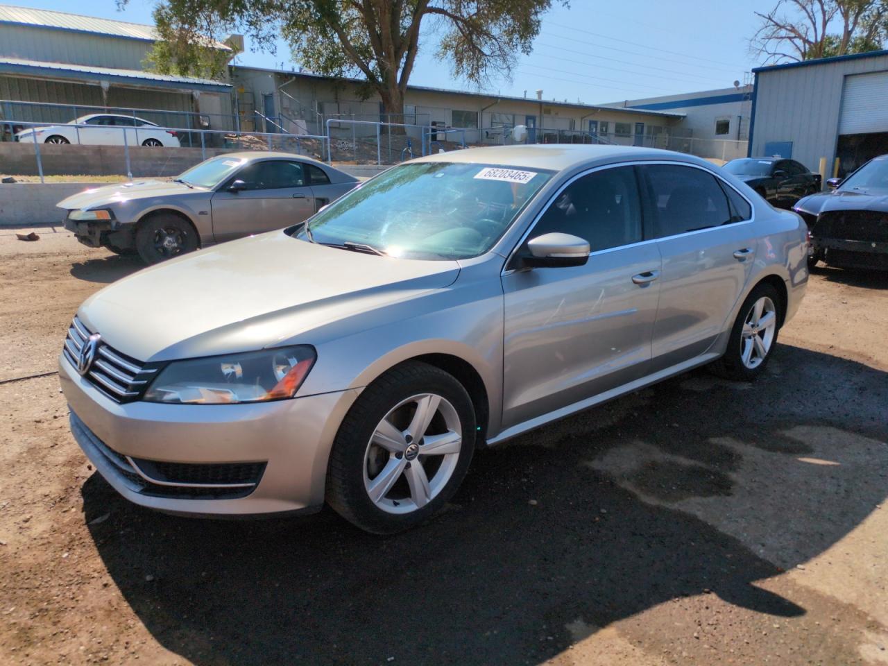 VOLKSWAGEN PASSAT SE 2013