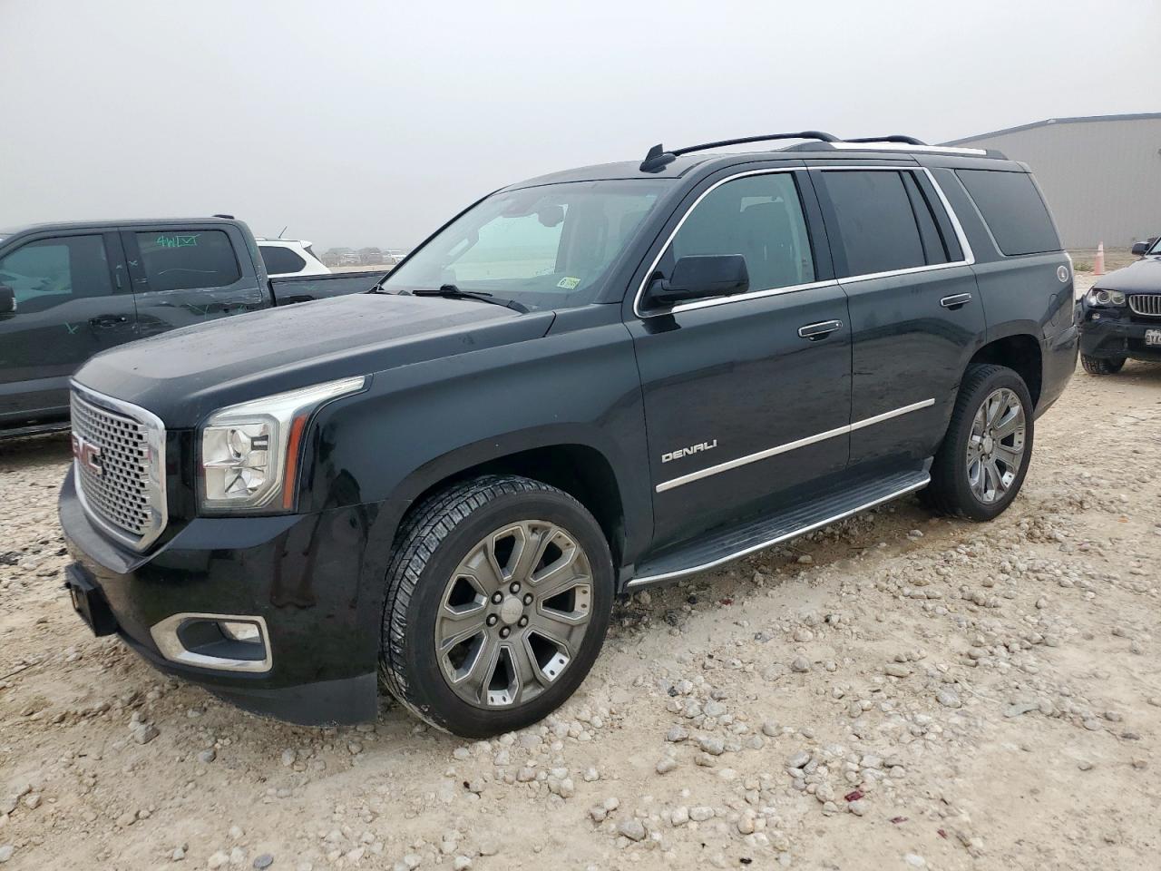 GMC YUKON DENALI 2016