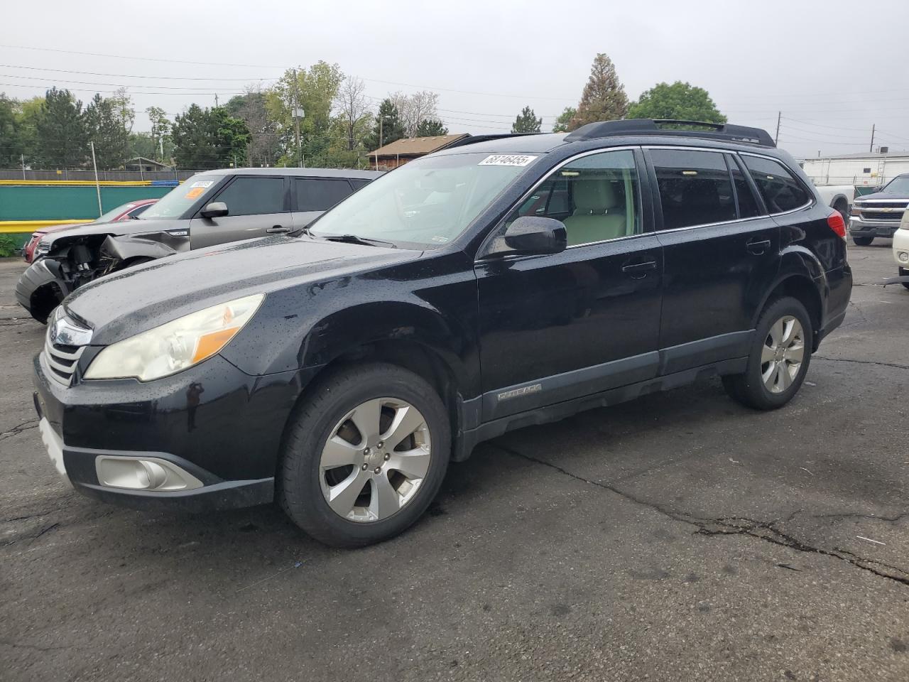 SUBARU OUTBACK 2010