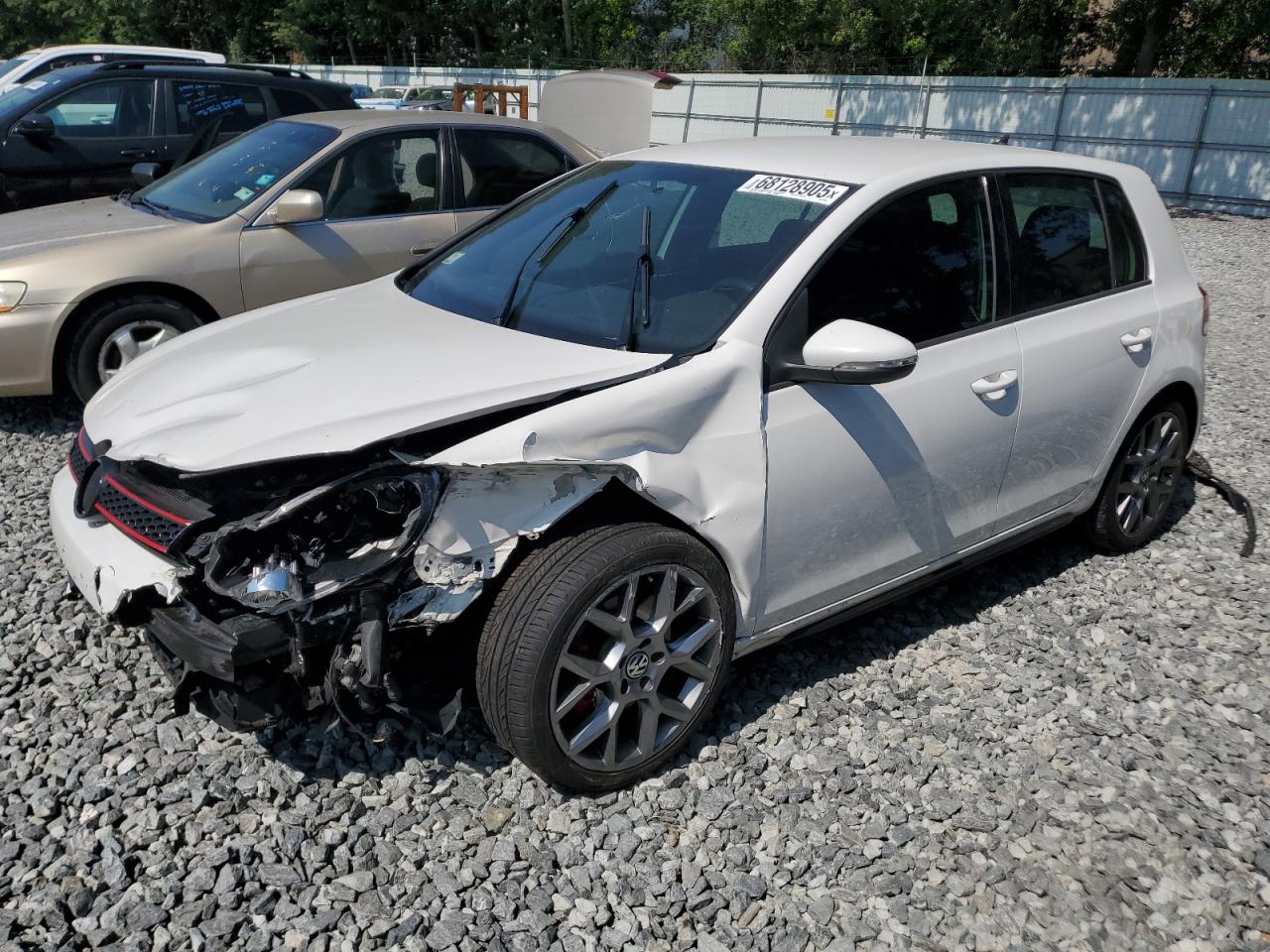 VOLKSWAGEN GTI 2014