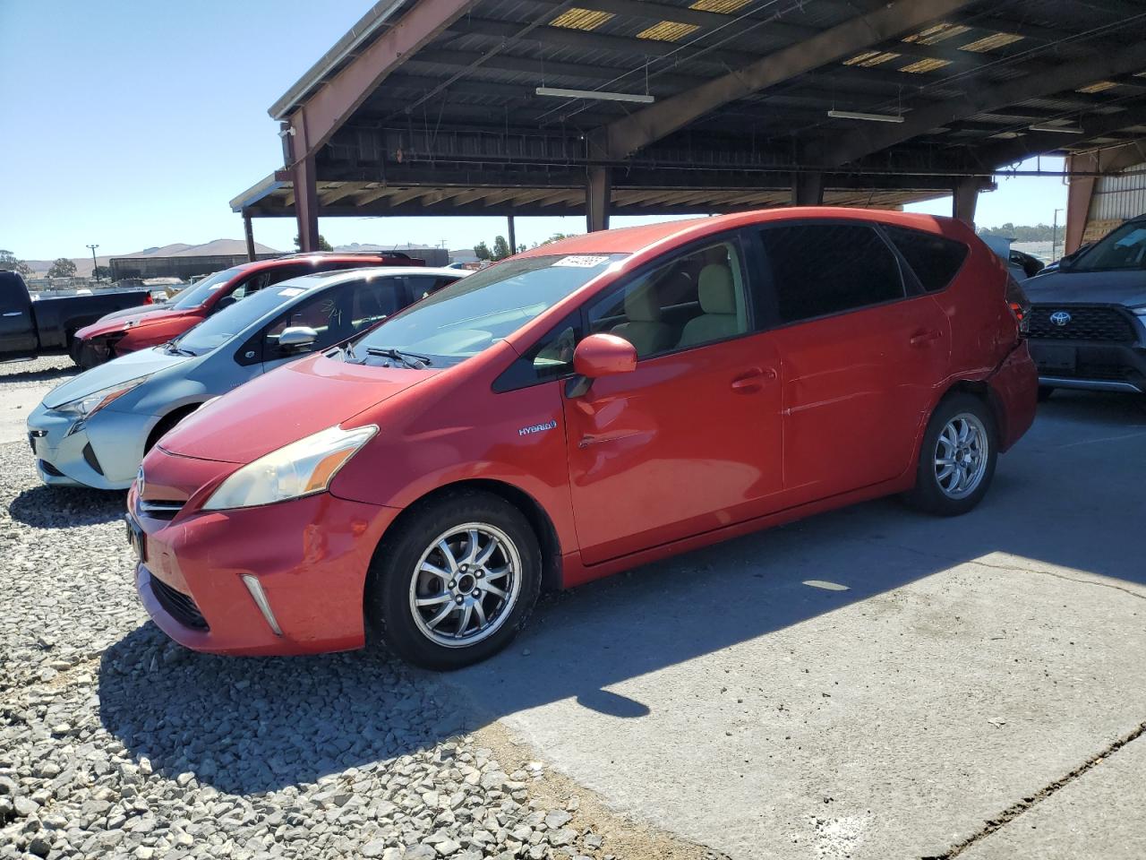 TOYOTA PRIUS V 2012