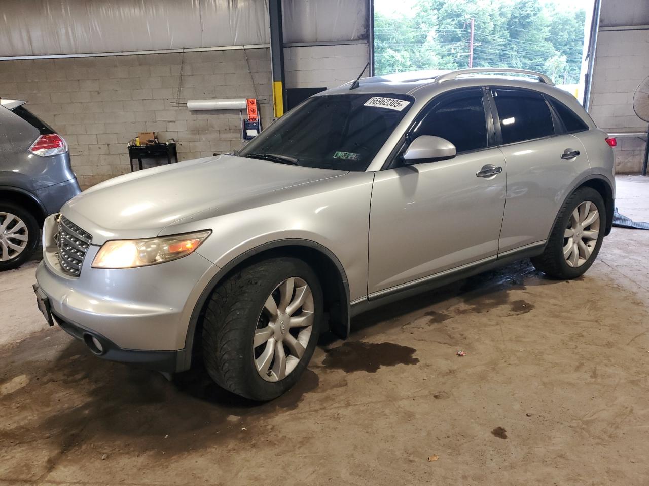 INFINITI FX35 2004