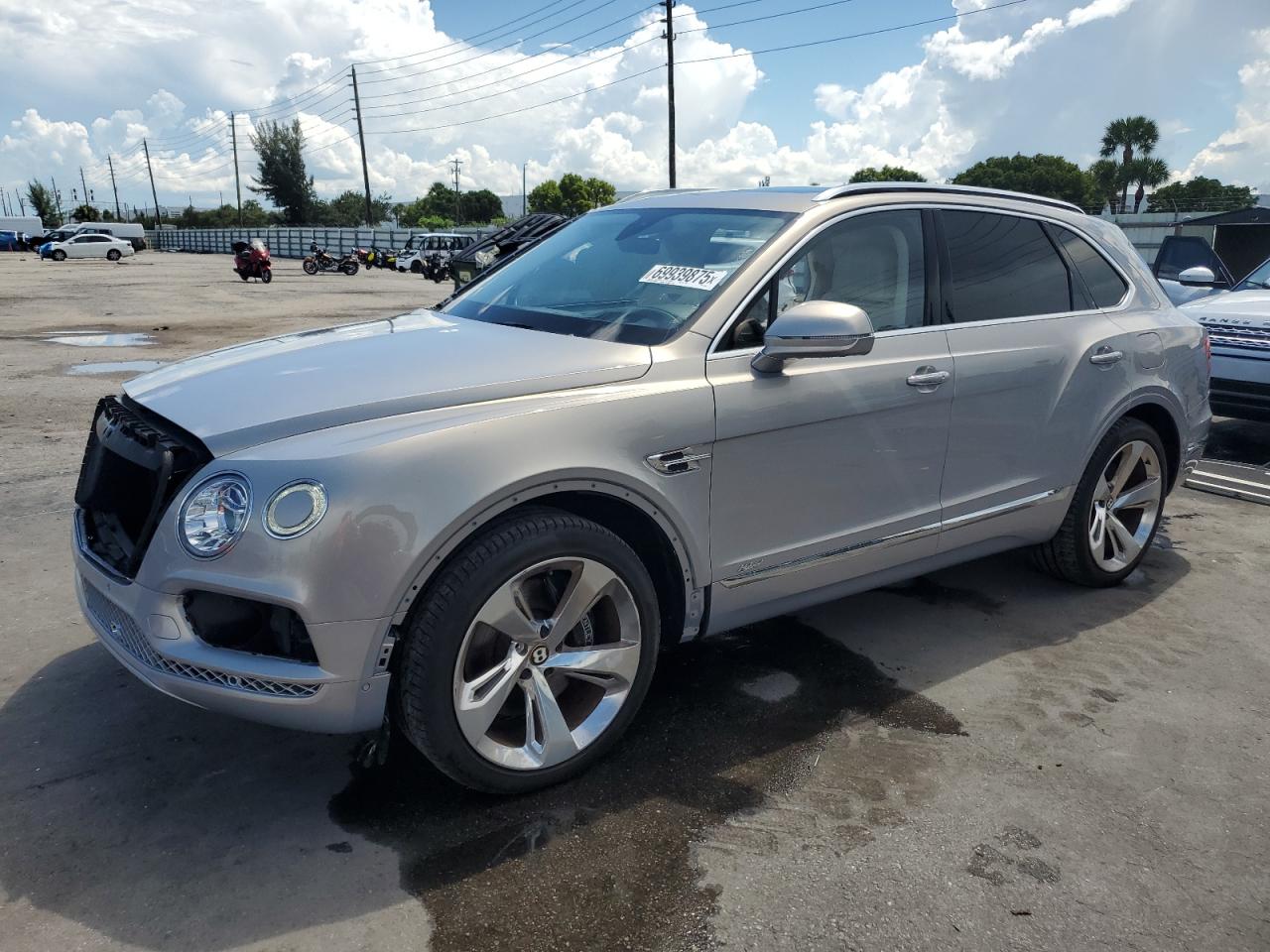 BENTLEY BENTAYGA 2020