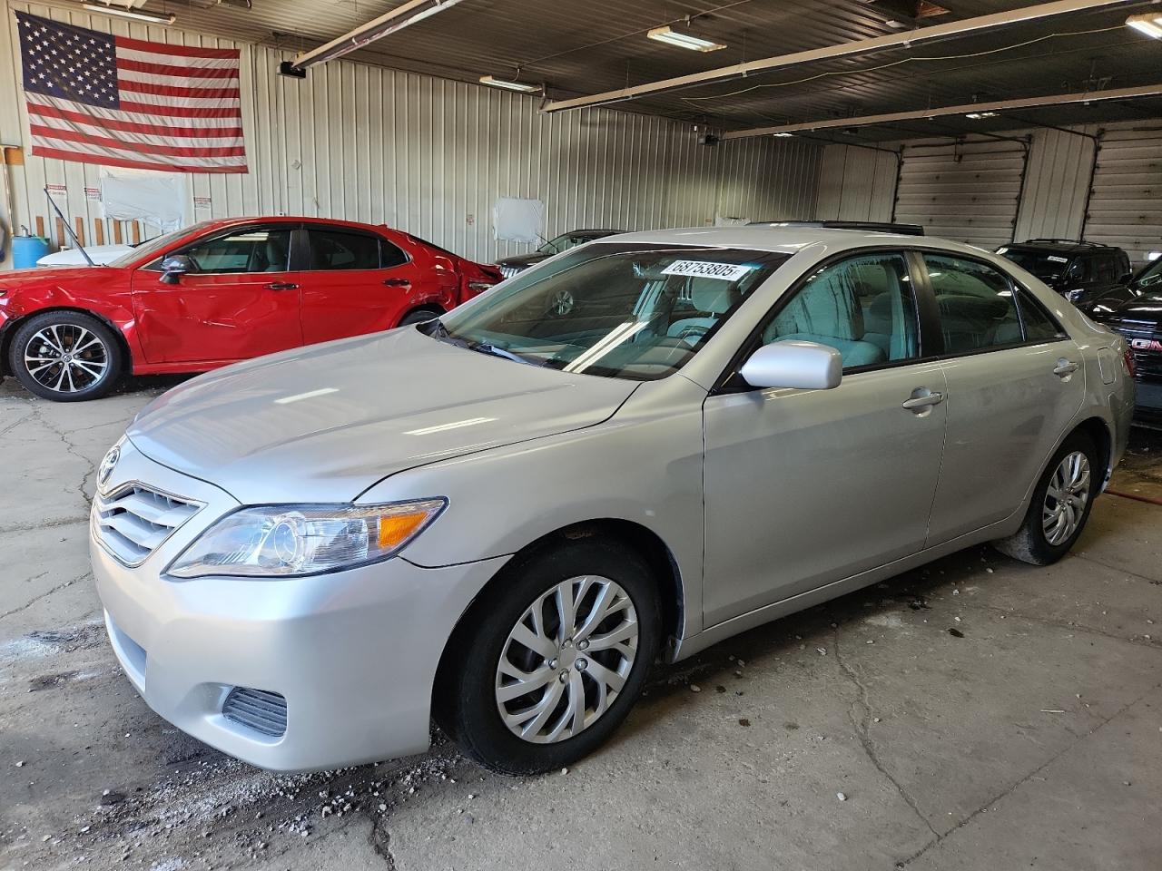 TOYOTA CAMRY BASE 2011