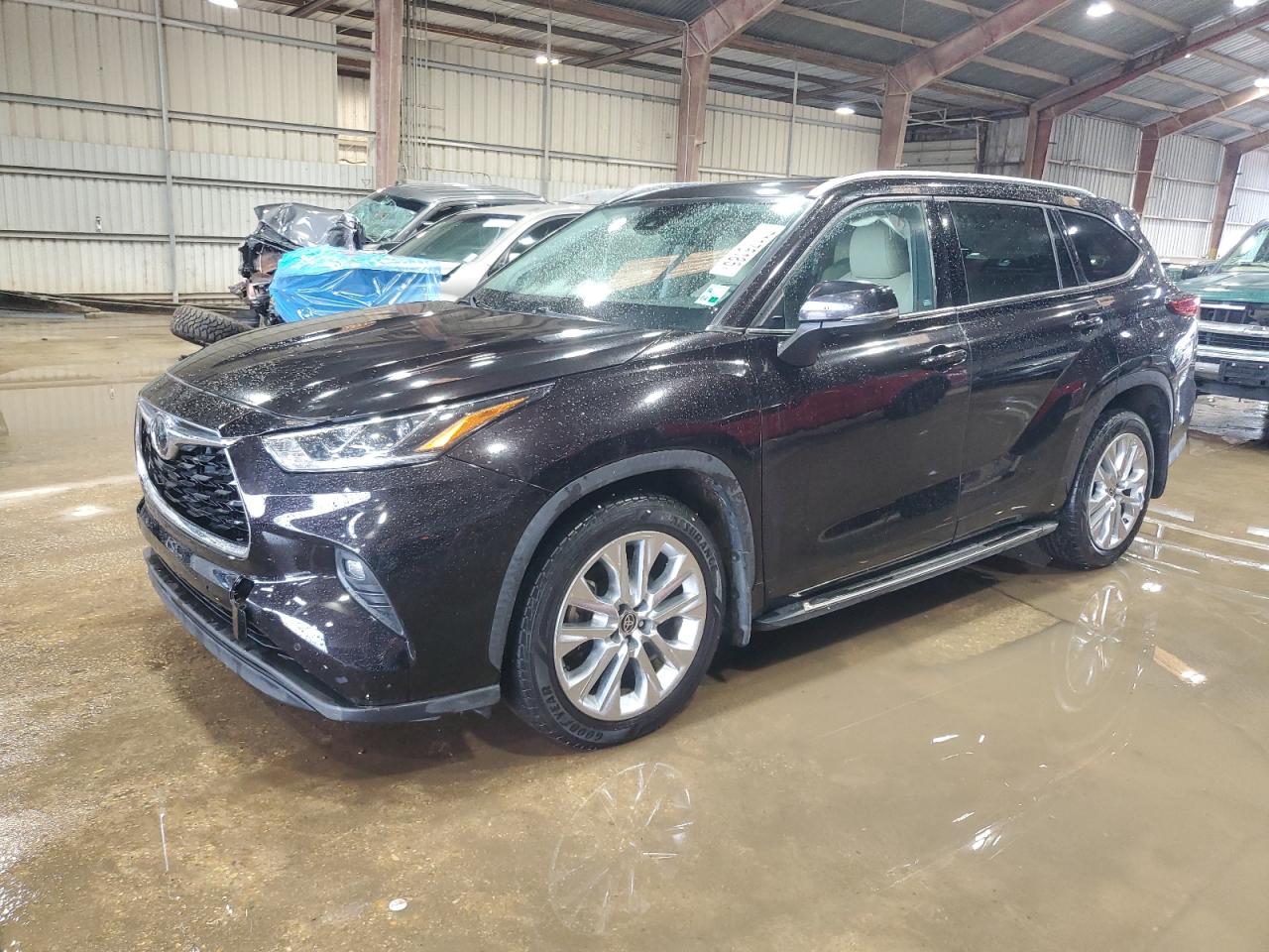 TOYOTA HIGHLANDER 2020