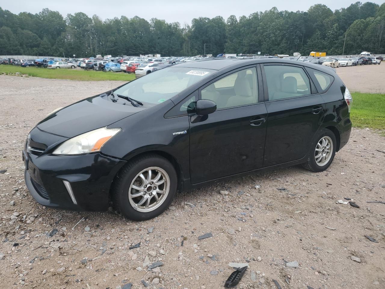TOYOTA PRIUS V 2012