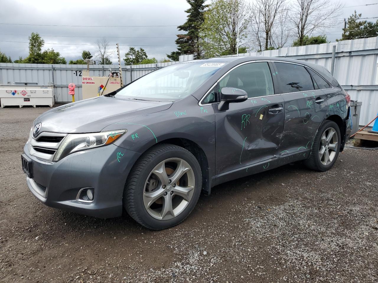 TOYOTA VENZA LE 2013