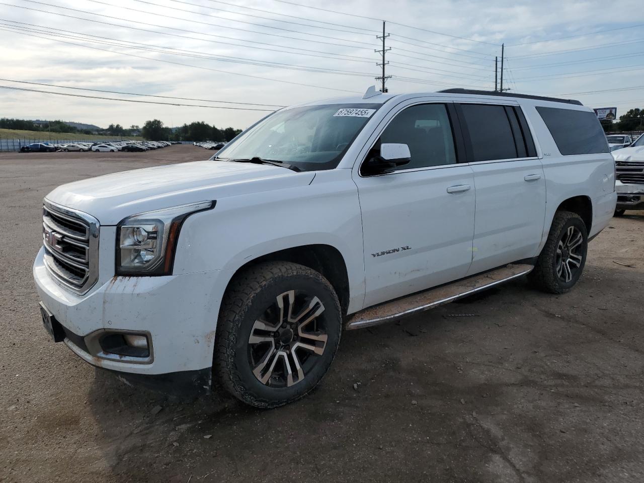GMC YUKON XL K1500 SLE 2019