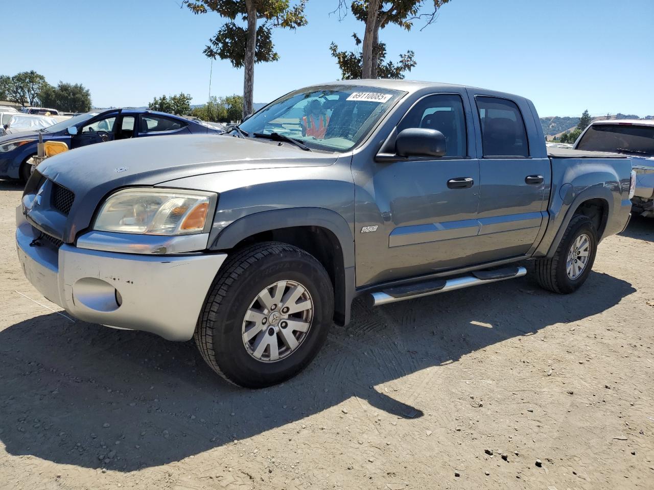 MITSUBISHI RAIDER DUR 2006