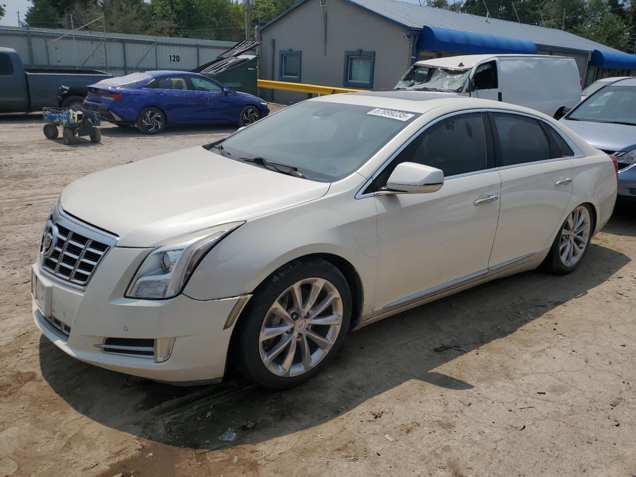 CADILLAC XTS LUXURY 2013