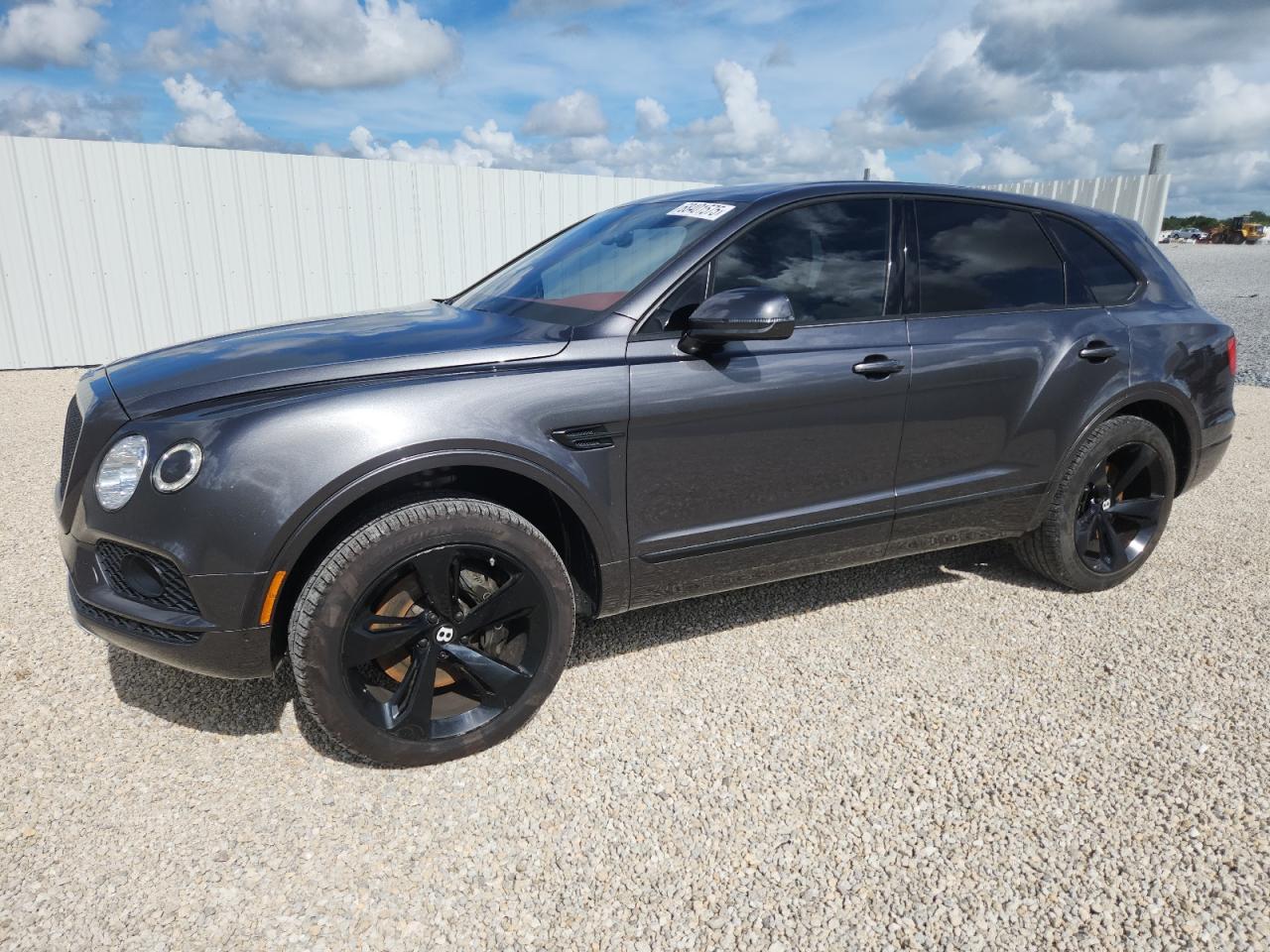BENTLEY BENTAYGA 2018