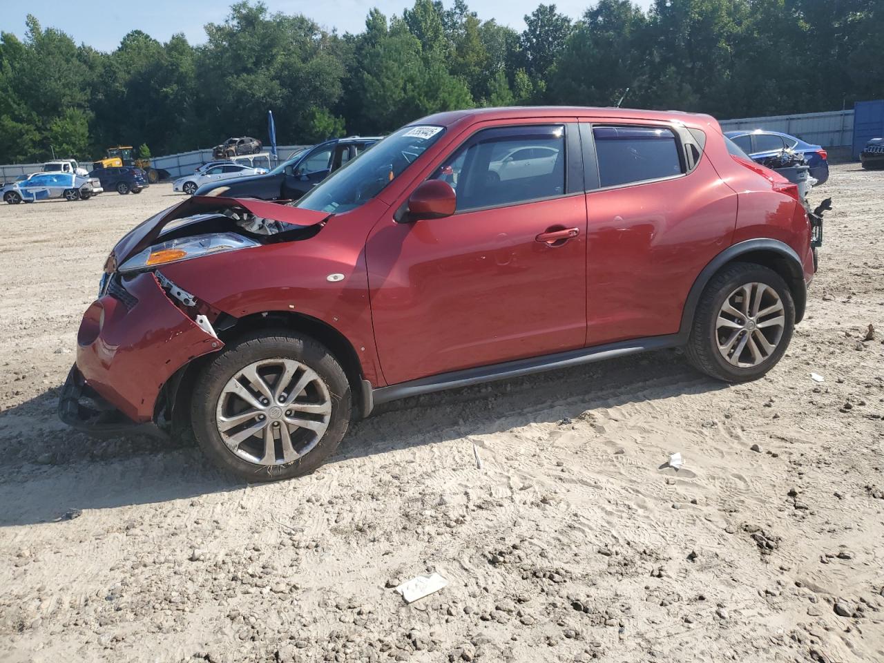 NISSAN JUKE S 2013