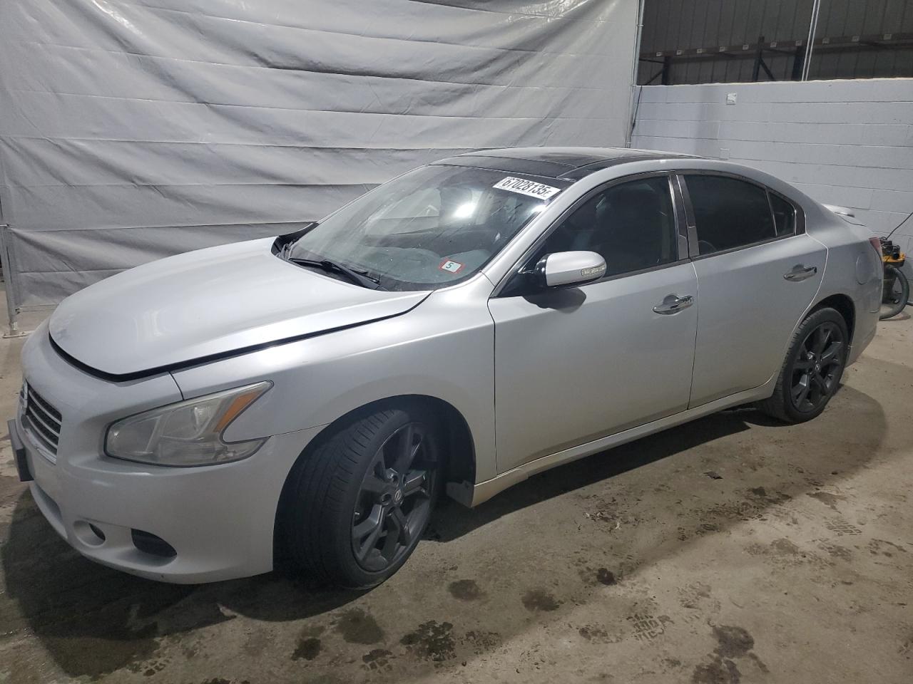 NISSAN MAXIMA 2010