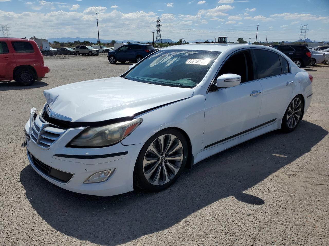 HYUNDAI GENESIS 5. 2014