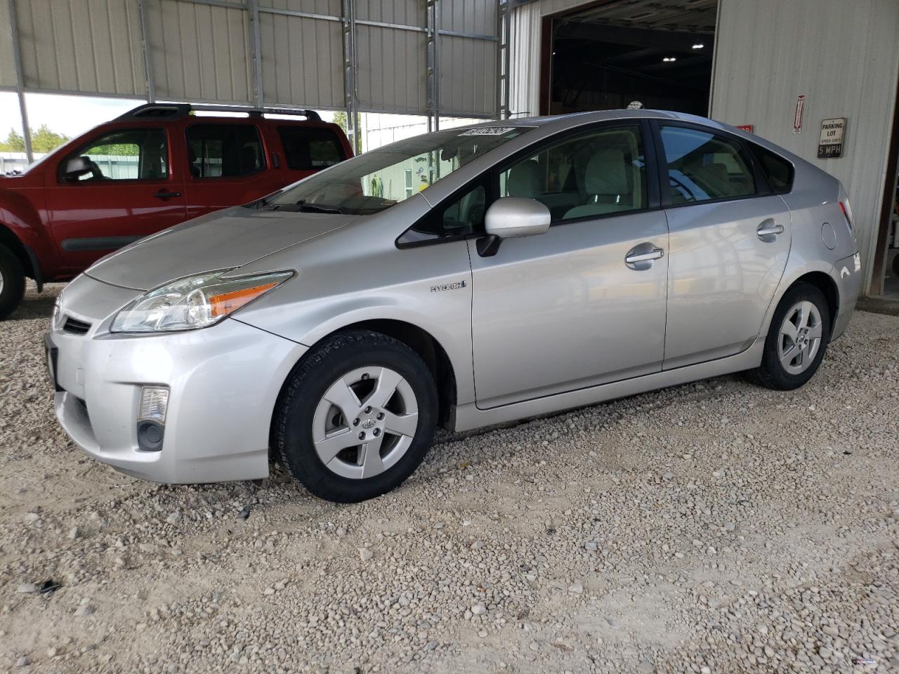 TOYOTA PRIUS 2011