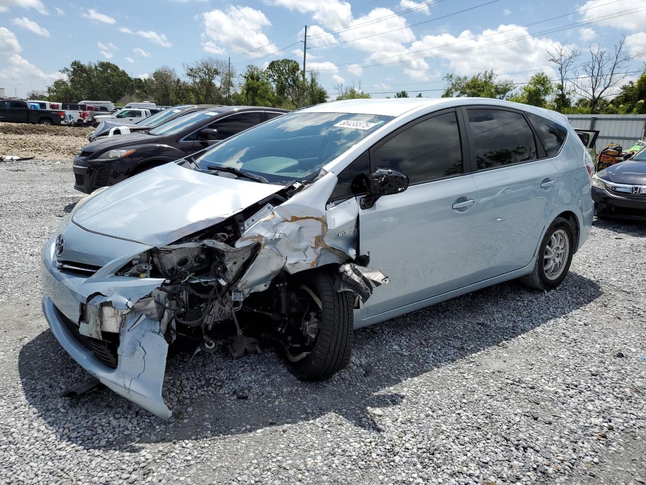 TOYOTA PRIUS V 2013