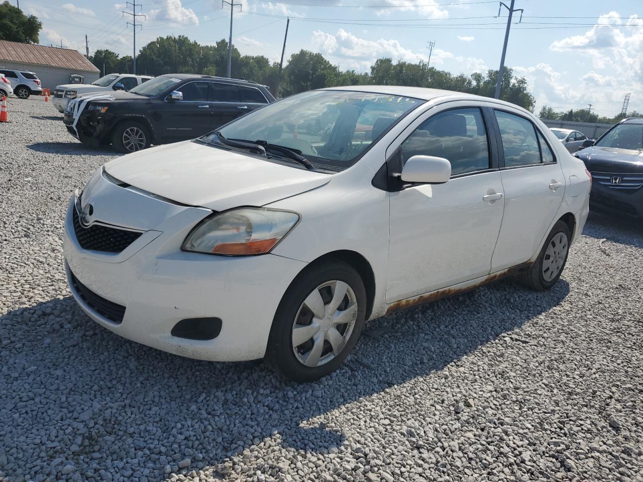 TOYOTA YARIS 2009