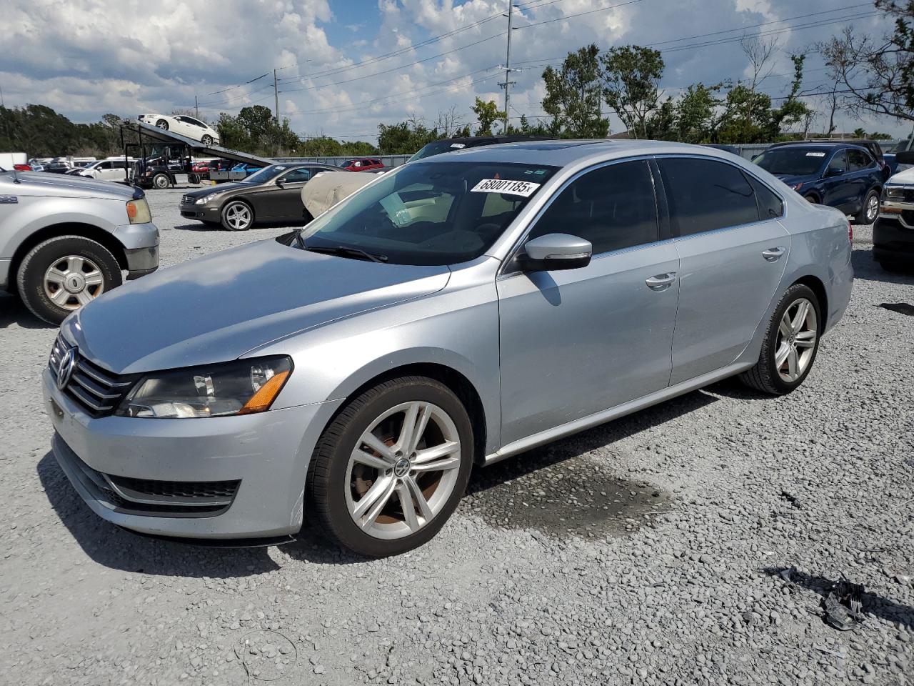 VOLKSWAGEN PASSAT SE 2014