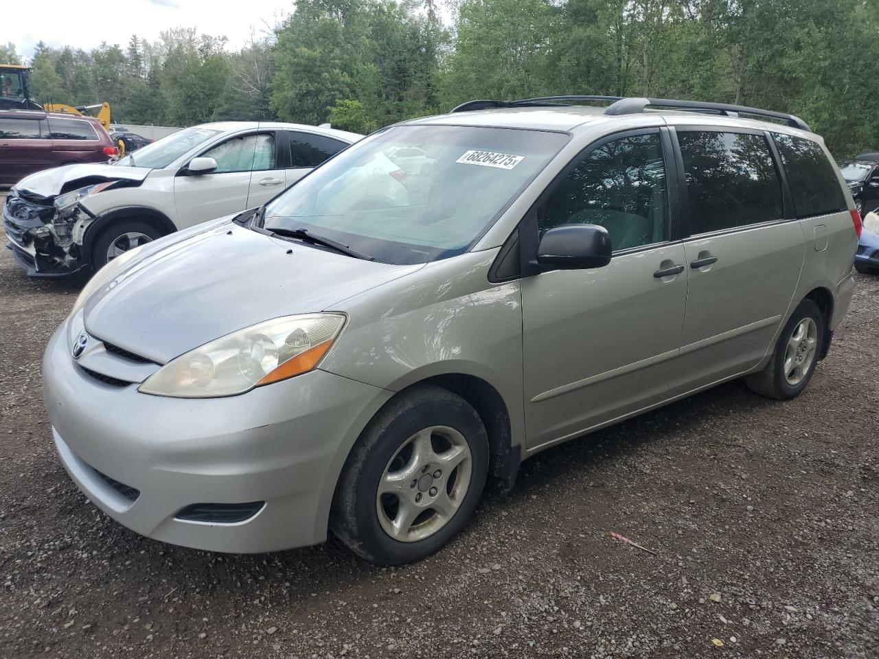 TOYOTA SIENNA CE 2010