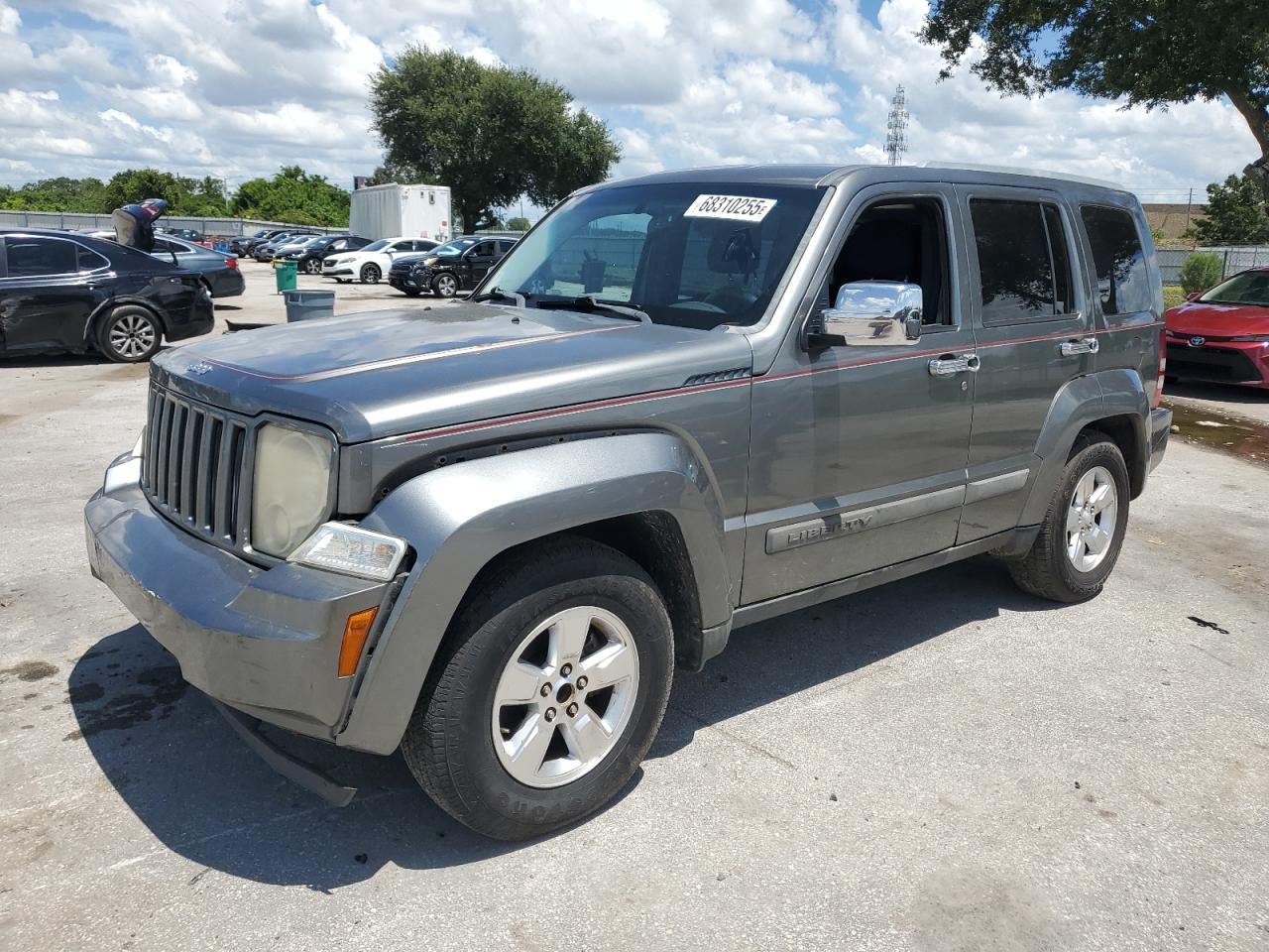 JEEP LIBERTY SPORT 2012