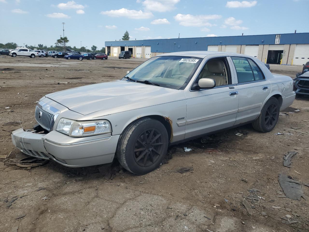 MERCURY GRAND MARQUIS LS 2011