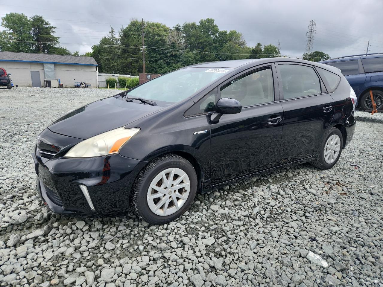 TOYOTA PRIUS V 2012