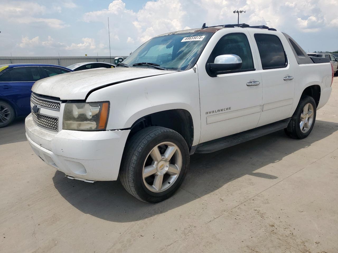 CHEVROLET AVALANCHE 2011
