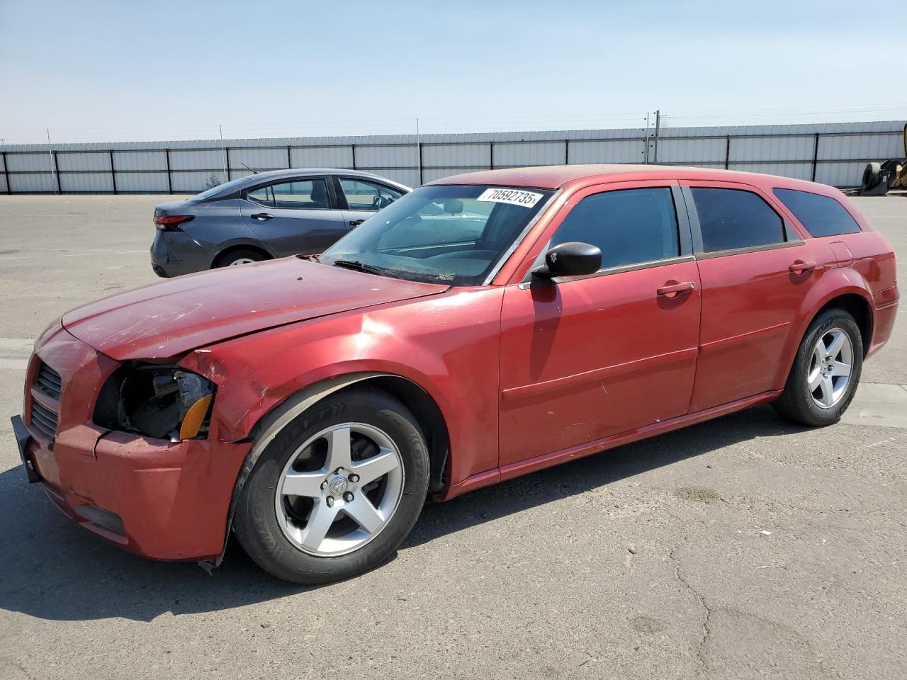 DODGE MAGNUM SE 2005