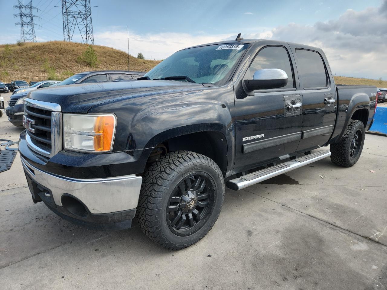 GMC SIERRA K15 2011