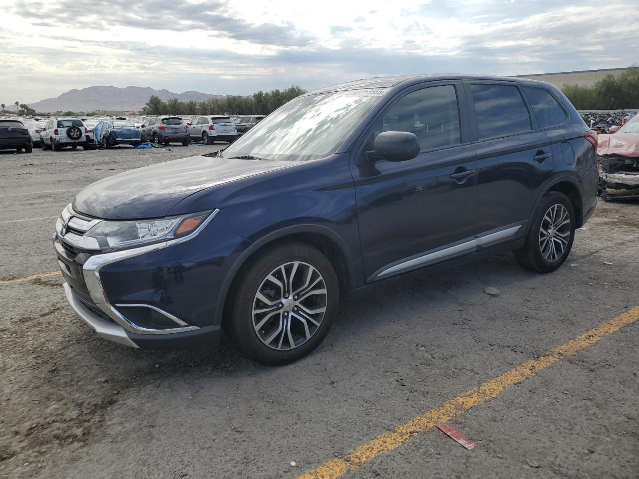 MITSUBISHI OUTLANDER ES 2018