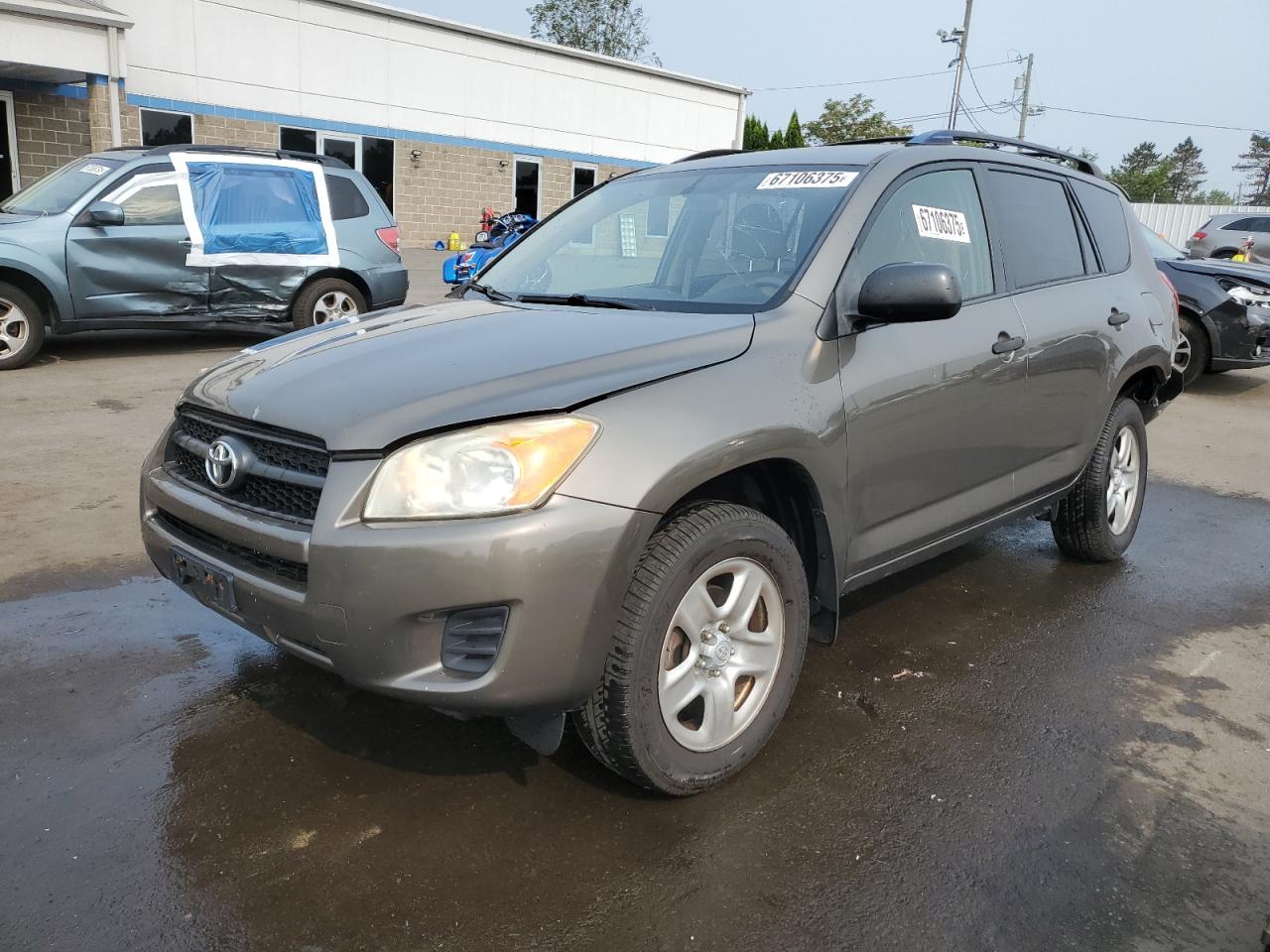 TOYOTA RAV4 2011